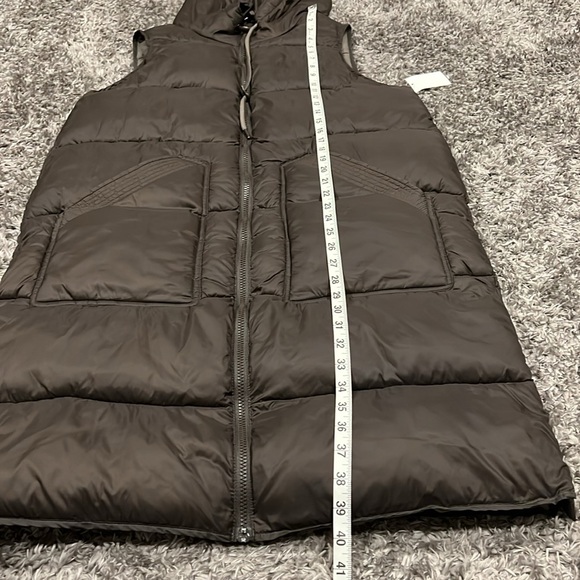Andrew Marc | Kerr Hooded Longline Puffer Vest Chocolate size Medium - Picture 15 of 16